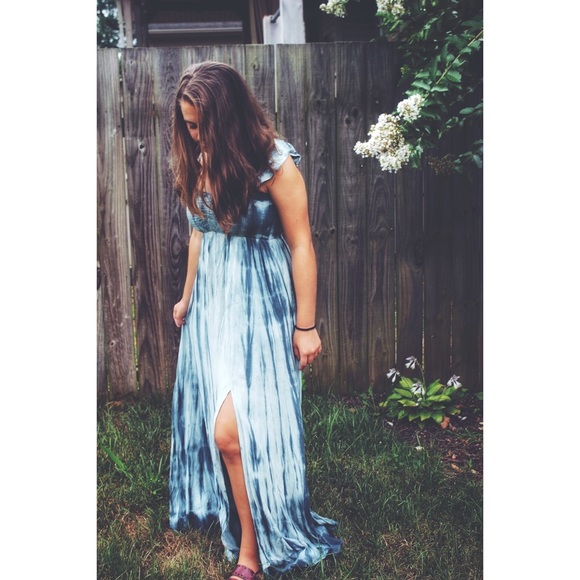 Maxi Dress - Picture 1 of 3